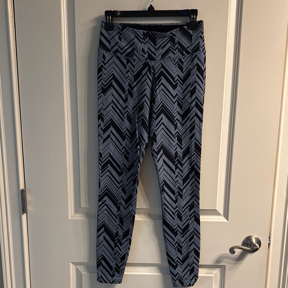 Chevron Patterned Leggings